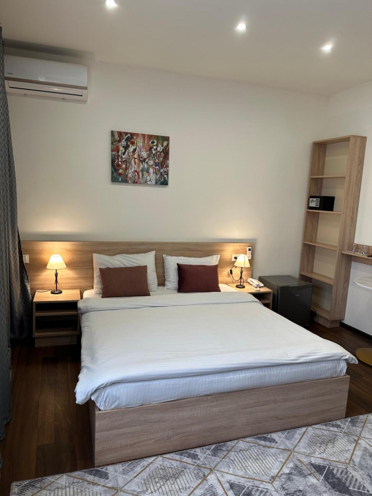 Nava Hotel Erevan Camera foto